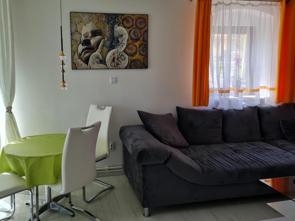 Ferien- Und Businesswohnung Relax Im Ersten Stock Sonnen エクステリア 写真